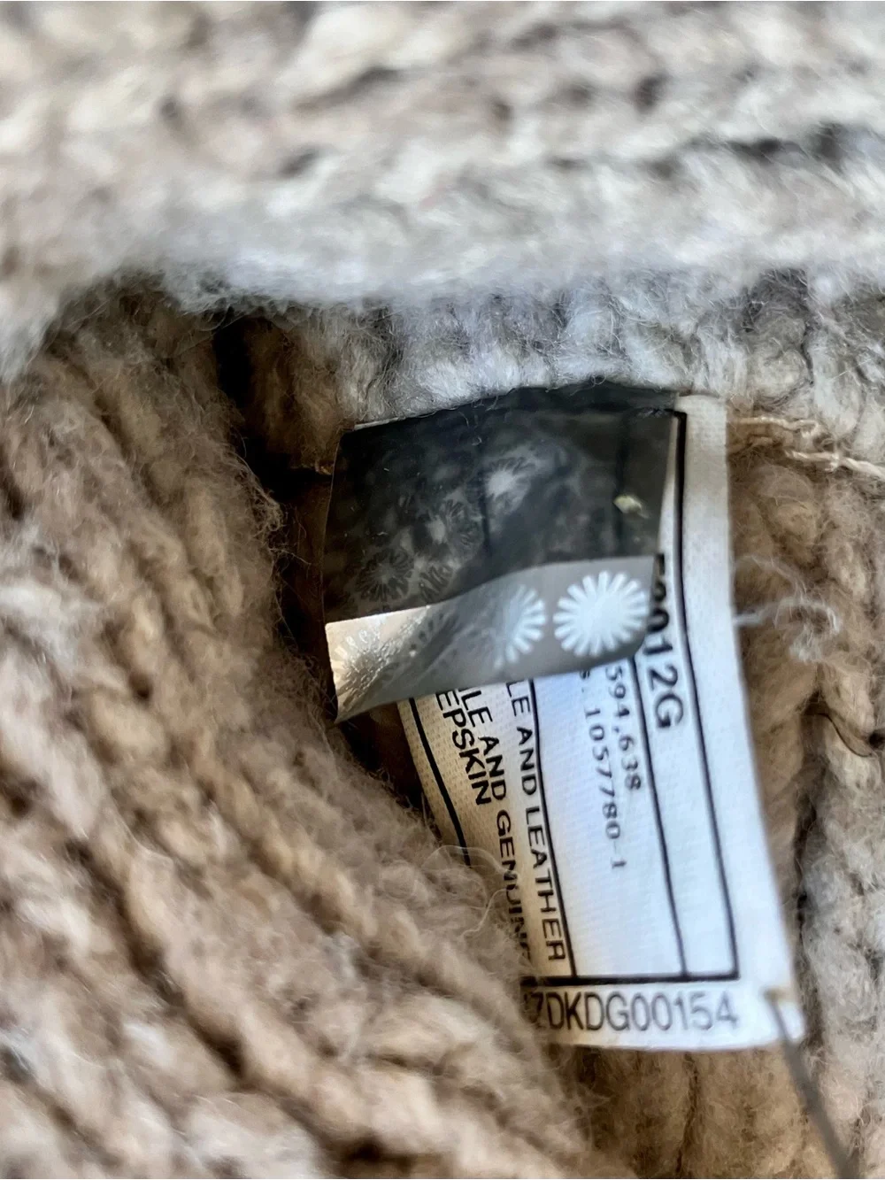 Ugg Boots Woman S-10 Cardy Lattice knit Tan Oatmeal